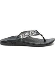 Chaco Women's Classic Flip Everley B&W